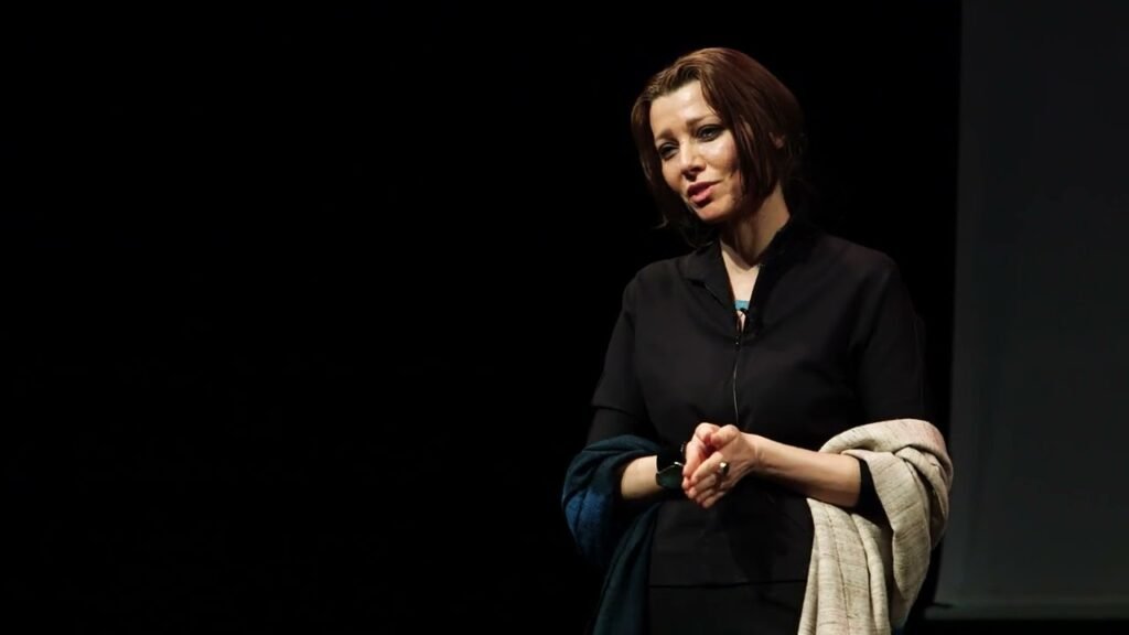 Turkey: Elif Shafak on media freedom and civil society – ARTICLE 19