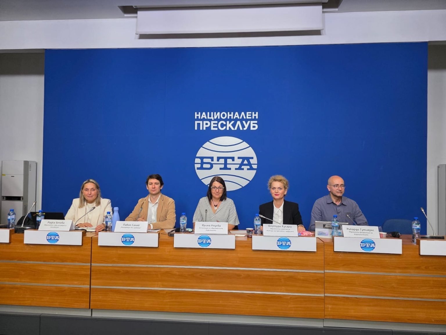 Bulgaria: Press freedom undermined by political polarisation and delayed reforms