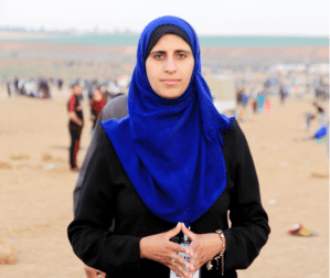 Palestinian freelance journalist Esraa AlAreer reports in Gaza. (Photo: Courtesy of Esraa AlAreer)