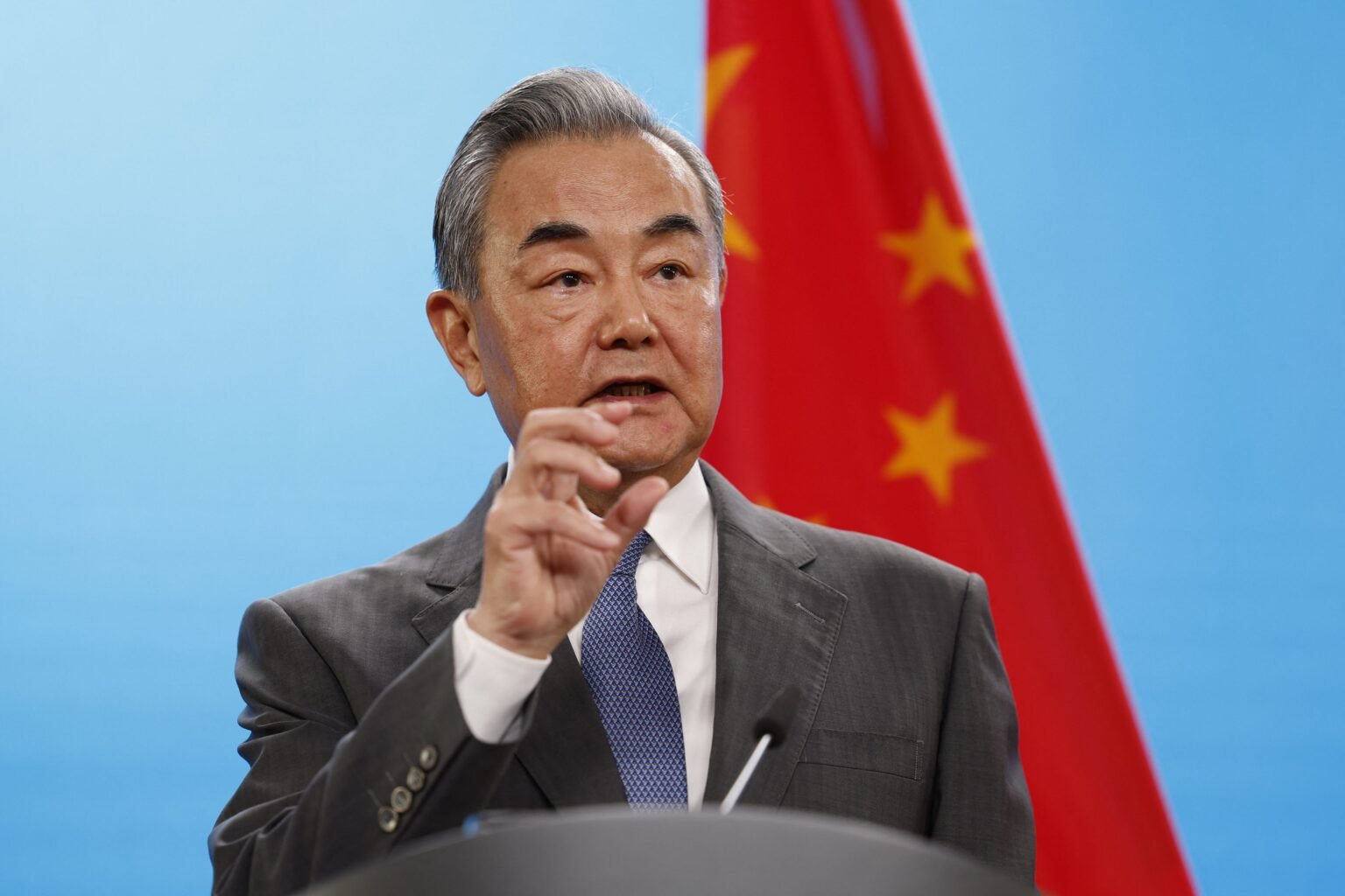 CPJ writes to China’s foreign minister ahead of Dong Yuyu’s appeal ruling CPJ writes to China’s foreign minister ahead of Dong Yuyu’s appeal ruling