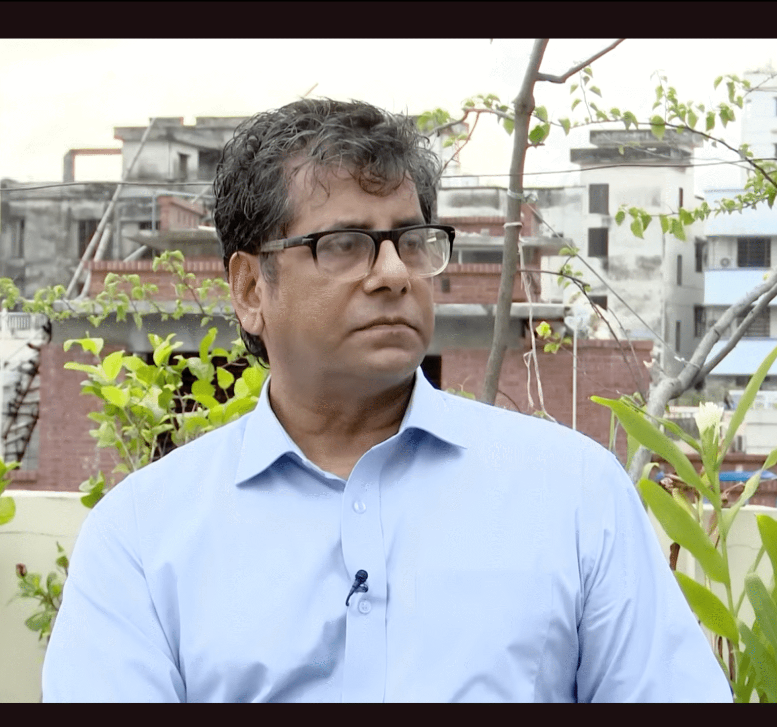 Bangladesh arrests veteran journalist Anis Alamgir on terrorism charges