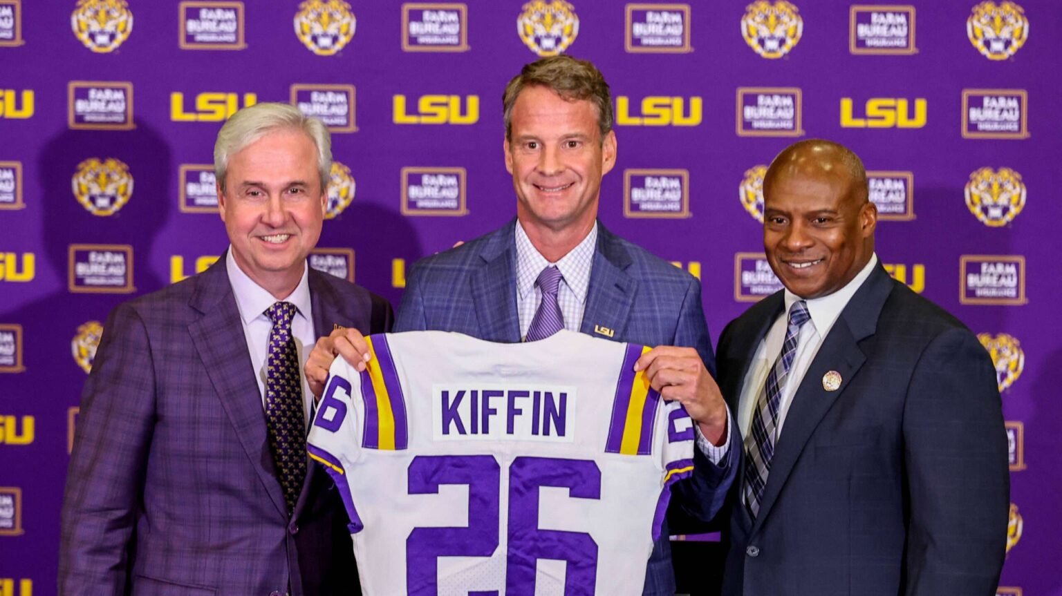 College Football Teams Can’t Keep Making the Lane Kiffin Mistake