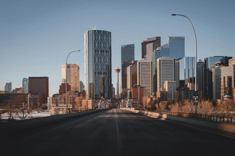 Crypto Long & Short: Markets at Highs, Crypto Still Waiting Crypto Long & Short: Markets at Highs, Crypto Still Waiting