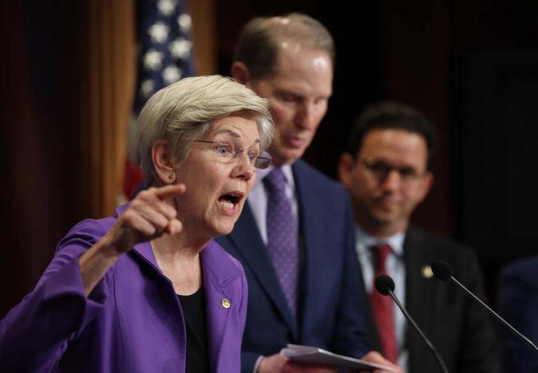Elizabeth Warren is sounding the alarm on Trump’s ‘spy sheikh’ crypto deal Elizabeth Warren is sounding the alarm on Trump’s ‘spy sheikh’ crypto deal