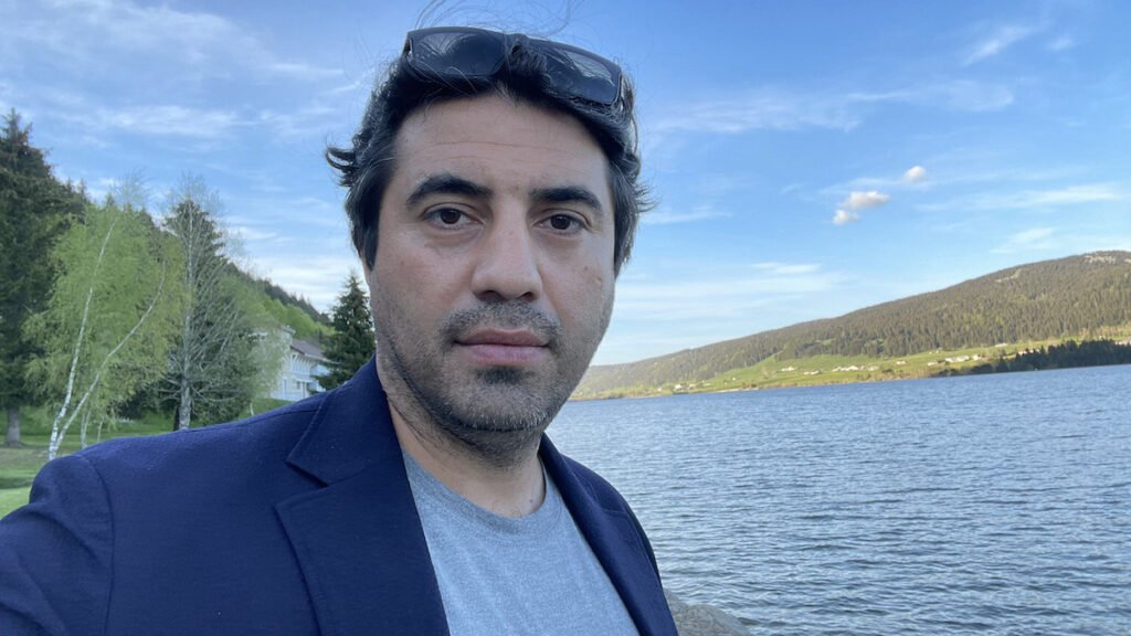 CPJ calls on Swiss authorities to protect Azerbaijani journalist Emin Huseynov
