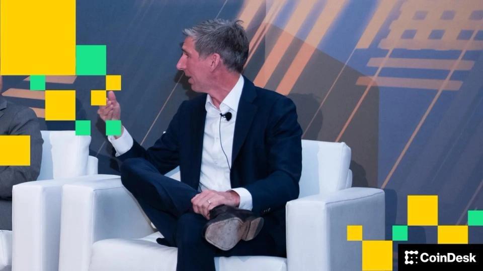 Institutional investors held firm through bitcoin’s downturn, Bitwise CIO Matt Hougan says Institutional investors held firm through bitcoin’s downturn, Bitwise CIO Matt Hougan says