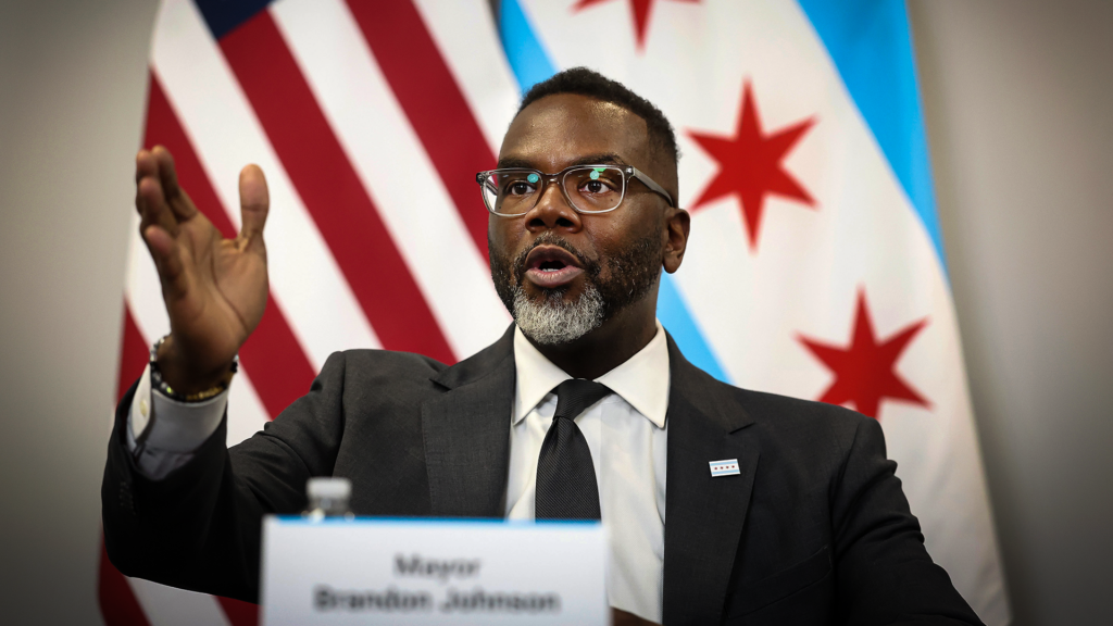 Chicago Progressives Voted To Freeze Minimum Wage Hikes for Restaurant Workers. Why Won’t the Mayor Listen? Chicago Progressives Voted To Freeze Minimum Wage Hikes for Restaurant Workers. Why Won’t the Mayor Listen?