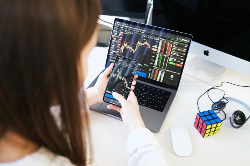 Bitcoin (BTC) underperforms risk assets as record 9th day of ETF outflows signal waning demand: Crypto Daily Bitcoin (BTC) underperforms risk assets as record 9th day of ETF outflows signal waning demand: Crypto Daily