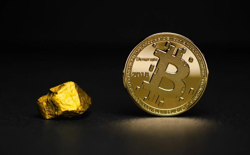 BTC and gold fall together as a rate-hike bet hits every hedge BTC and gold fall together as a rate-hike bet hits every hedge