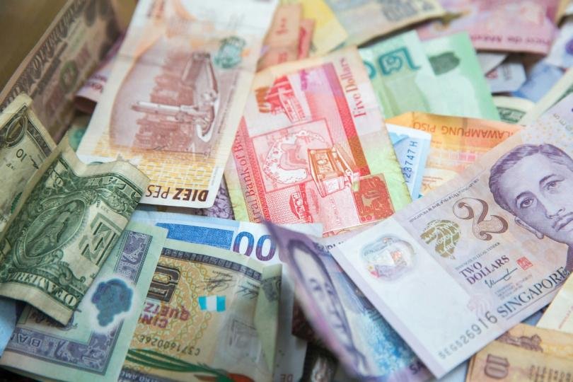 Strong in USD, lagging in yen Strong in USD, lagging in yen