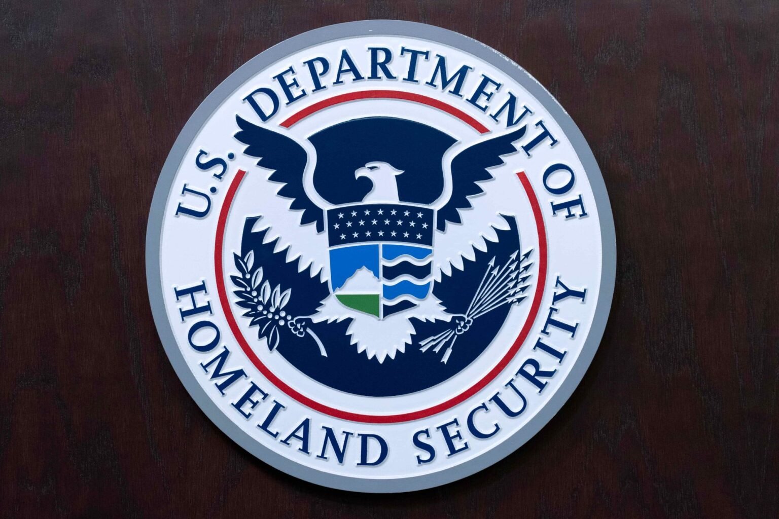 Reporters Committee statement on DHS changes to foreign journalist visas Reporters Committee statement on DHS changes to foreign journalist visas