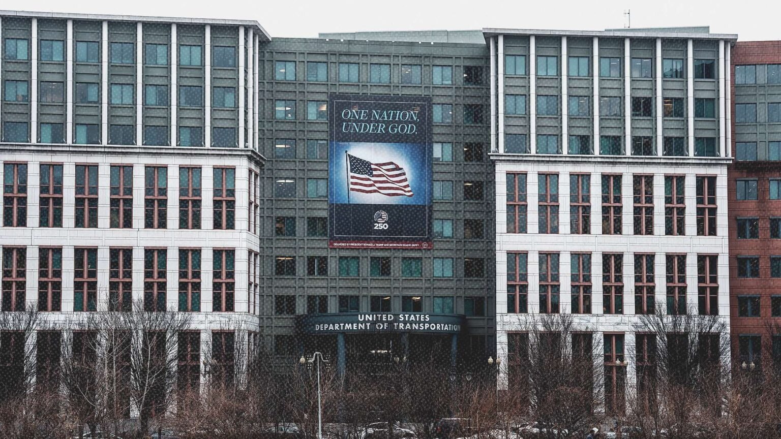 One Federal Agency’s Unused Office Space Costs ‘Hundreds of Millions of Dollars’ Per Year One Federal Agency’s Unused Office Space Costs ‘Hundreds of Millions of Dollars’ Per Year