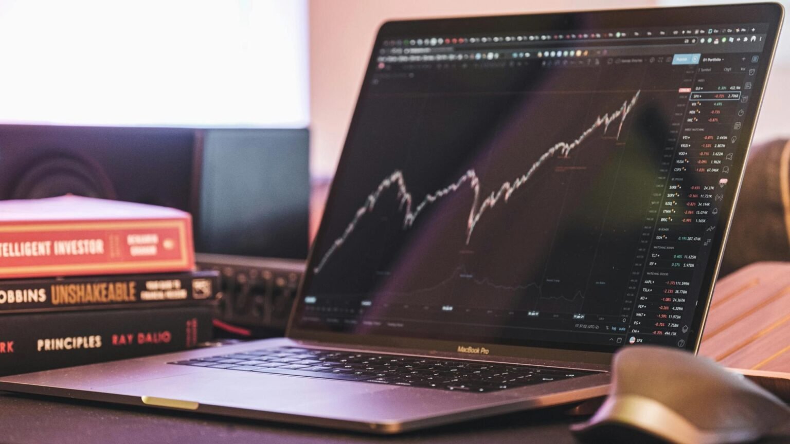 ​Traders brace for an August crypto pull-back as protection against ,000 bitcoin dip becomes top trade