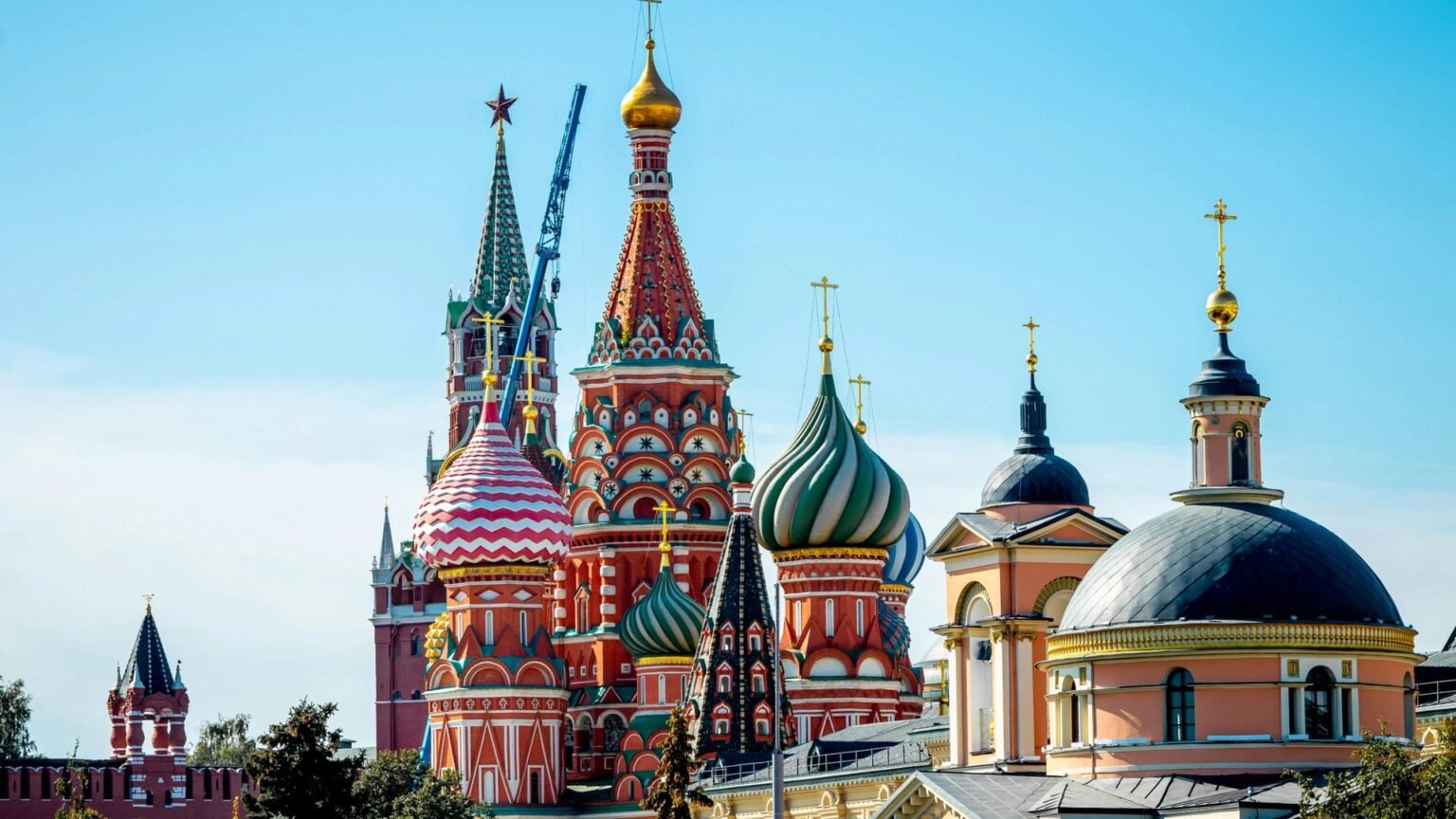 Russia moves to restrict retail crypto trading to bitcoin (BTC), ether (ETH) and USDT Russia moves to restrict retail crypto trading to bitcoin (BTC), ether (ETH) and USDT