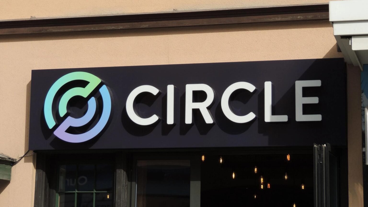 Coinbase-Circle USDC revenue sharing, FOMC minutes, oil price: Crypto Week Ahead Coinbase-Circle USDC revenue sharing, FOMC minutes, oil price: Crypto Week Ahead