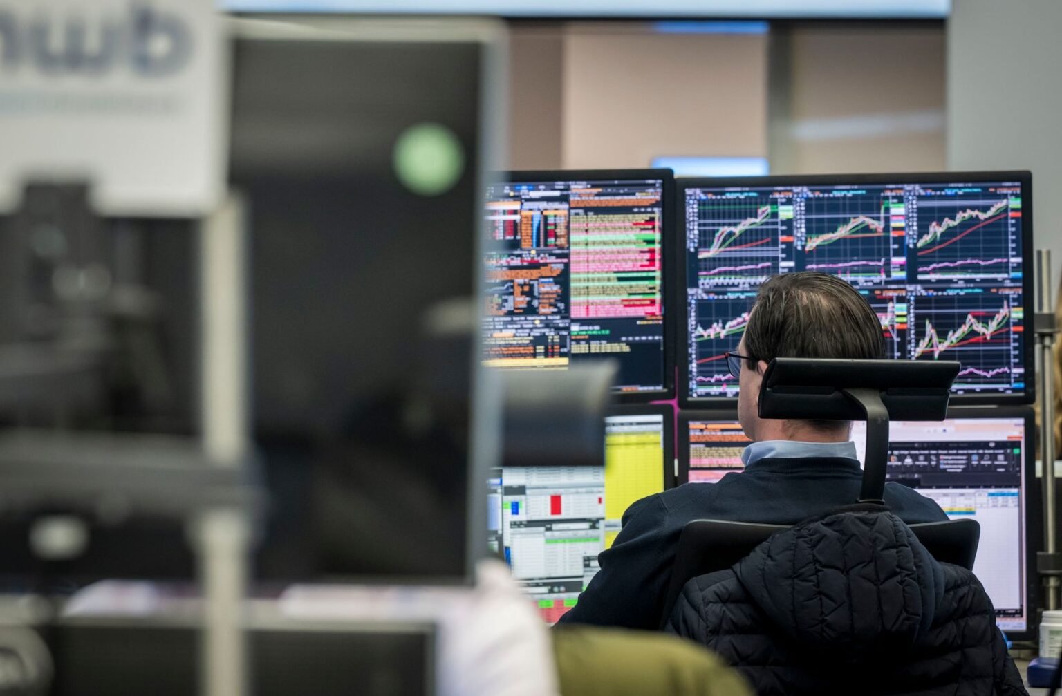 Bitcoin nears ,000, but analysts say the next pullback will be key Bitcoin nears ,000, but analysts say the next pullback will be key
