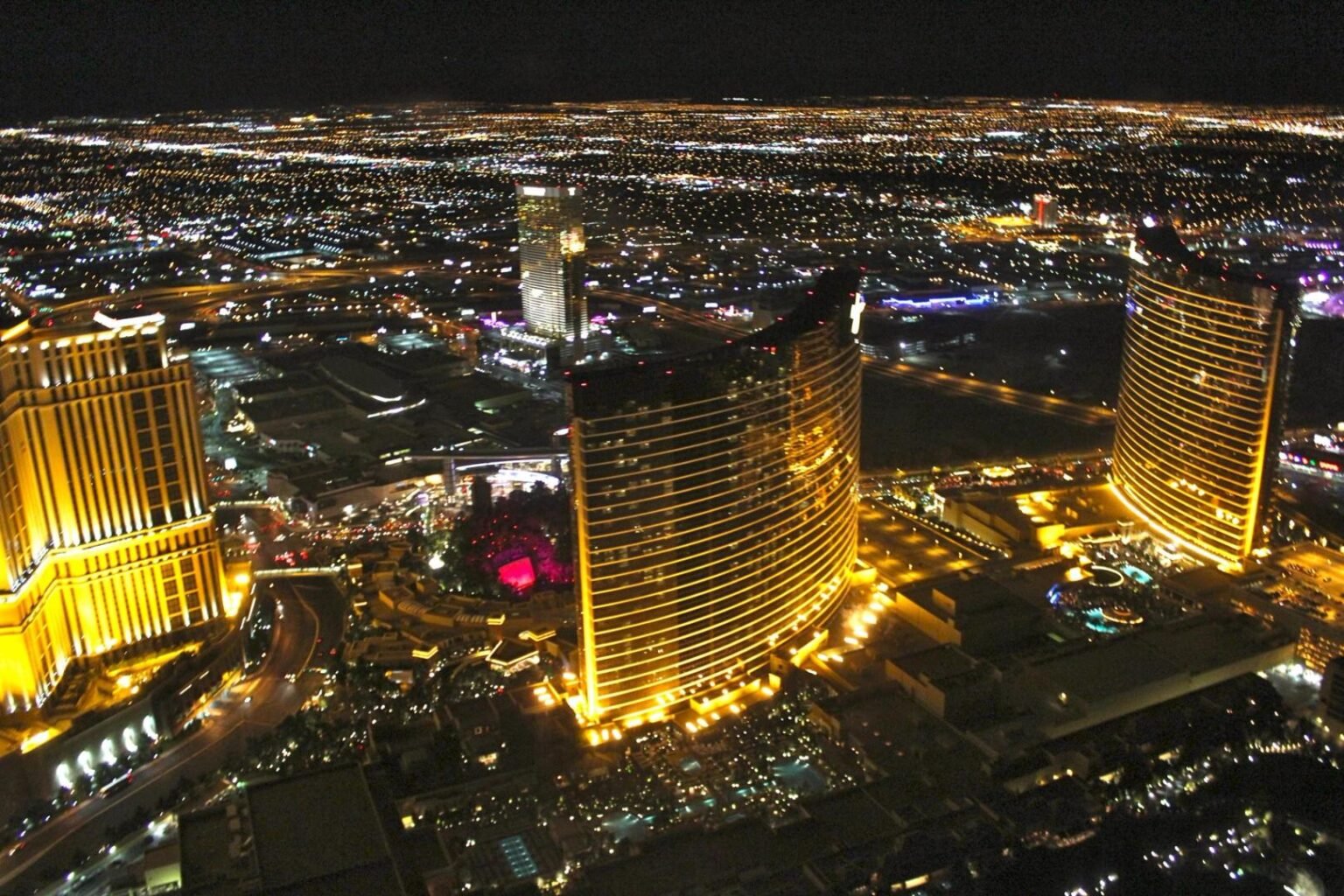 Las Vegas businessman convicted in  million 'AI supercomputer' crypto Ponzi scheme
