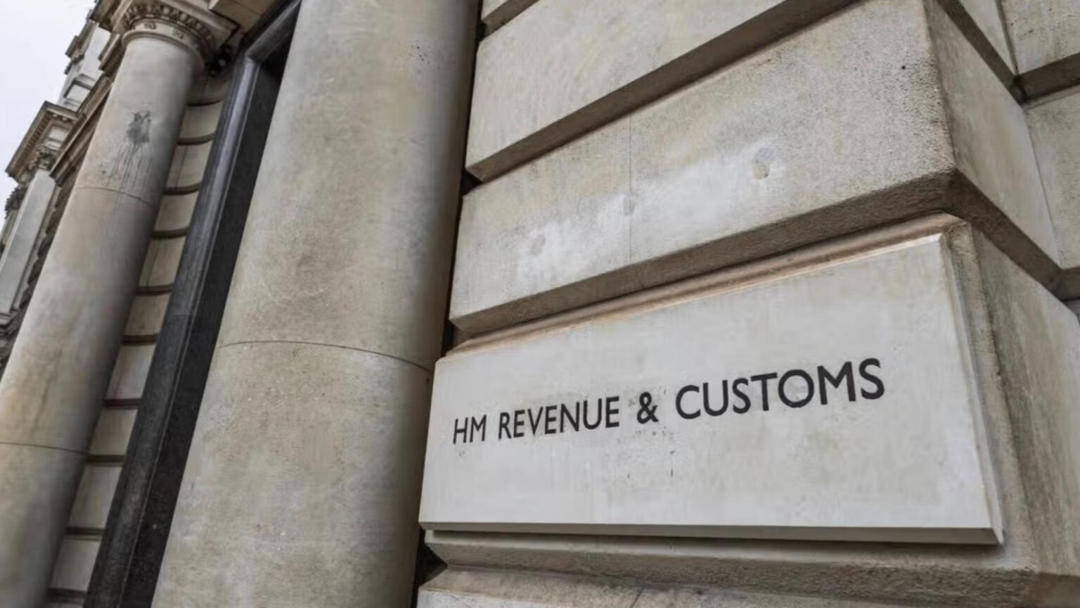 240 UK taxpayers made more than .3 million each from crypto holdings in fiscal 2025