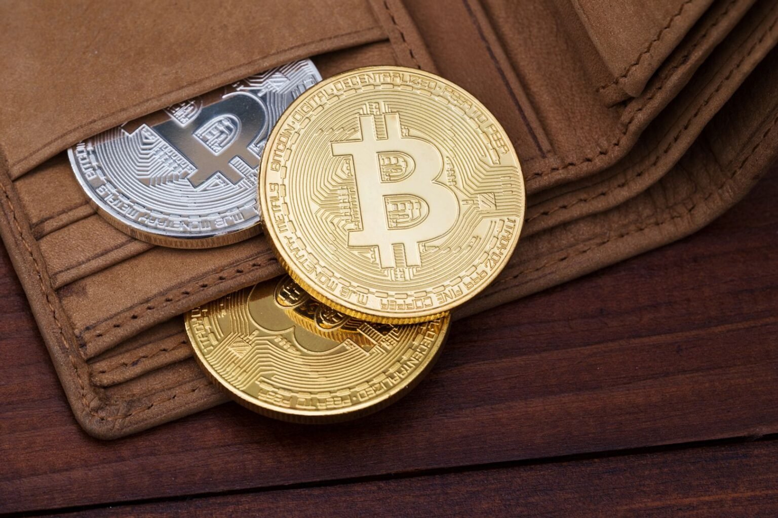 Bitcoin wallets untouched for 10 years moved  million. Most avoided exchanges