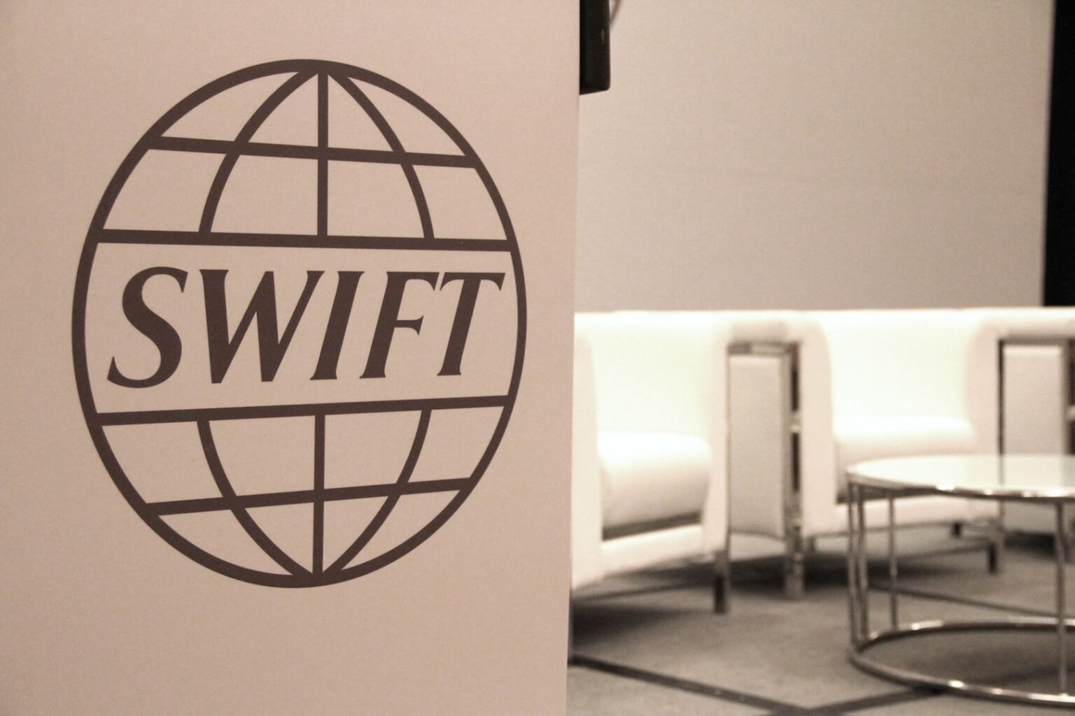 Swift’s .5 quadrillion network faces a blockchain test Swift’s .5 quadrillion network faces a blockchain test