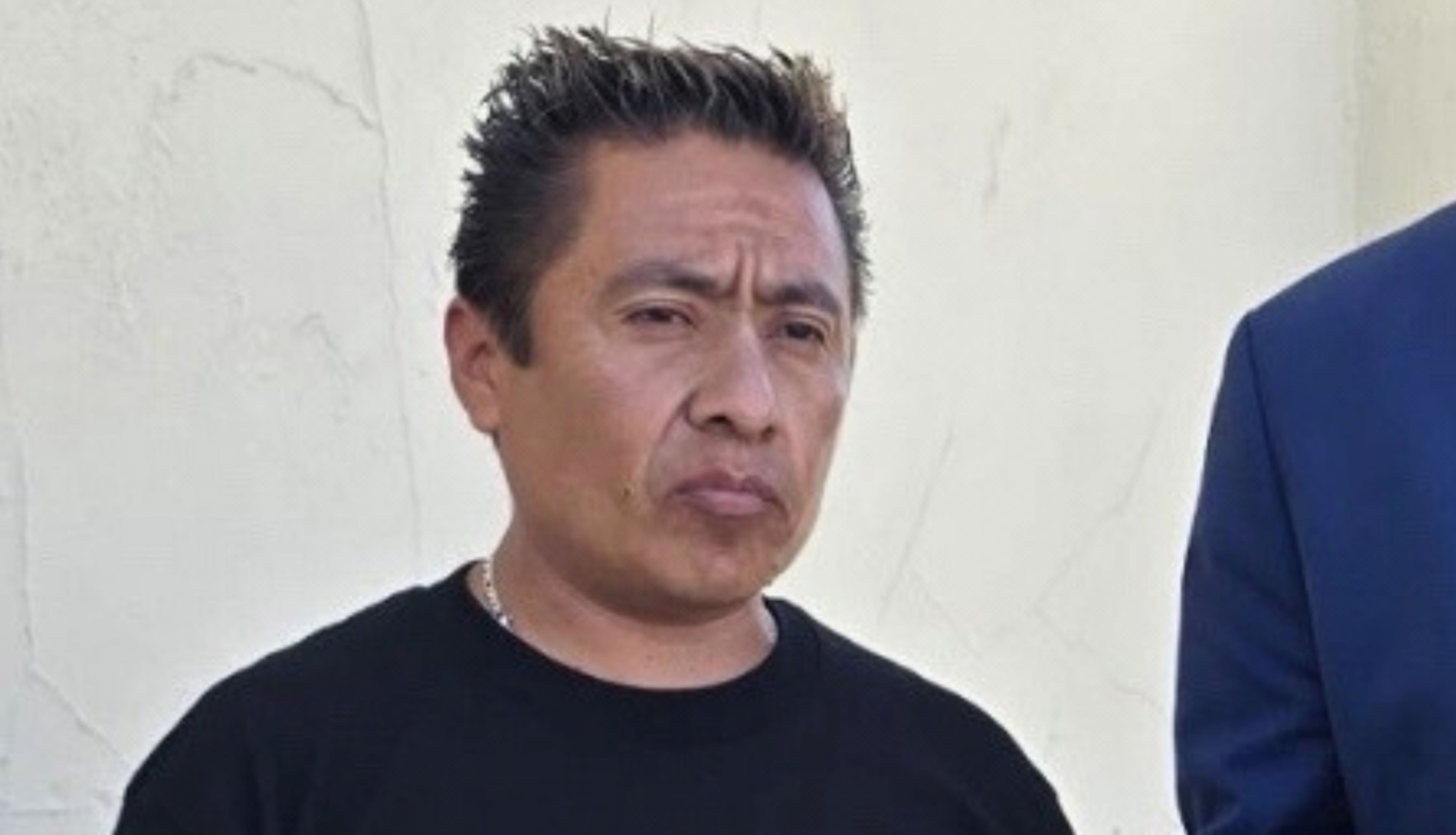 Mexican journalist Carlitos Ricardo Parias shot by US immigration authorities, without medical care after 300 days in detention Mexican journalist Carlitos Ricardo Parias shot by US immigration authorities, without medical care after 300 days in detention