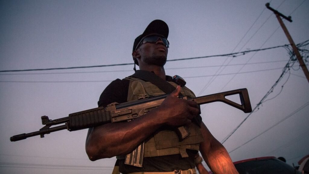 Cameroon journalist held incommunicado for photo of Anglophone unrest Cameroon journalist held incommunicado for photo of Anglophone unrest