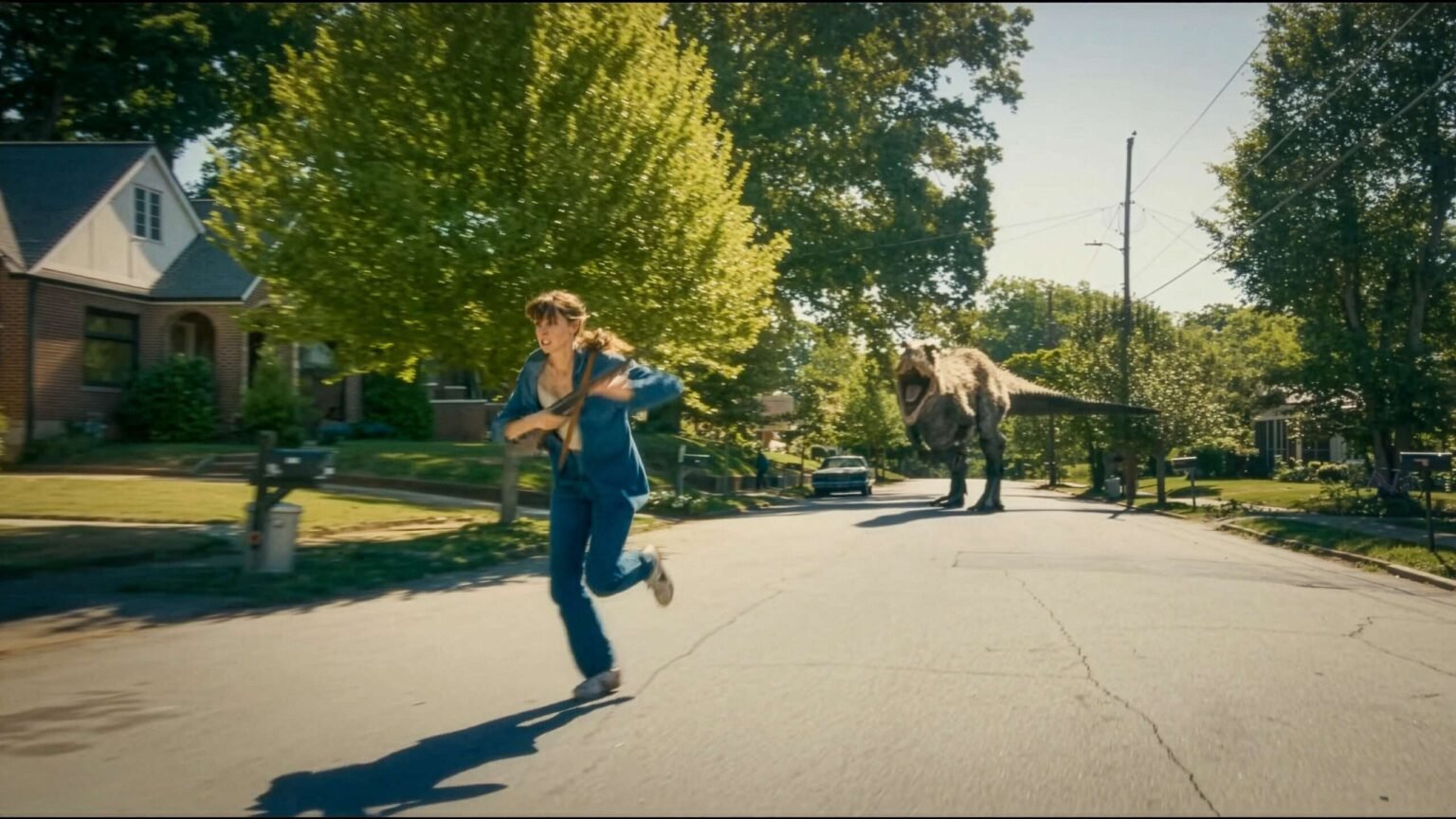 The End of Oak Street Is a Nasty, Effective Exercise in Dino Terror
