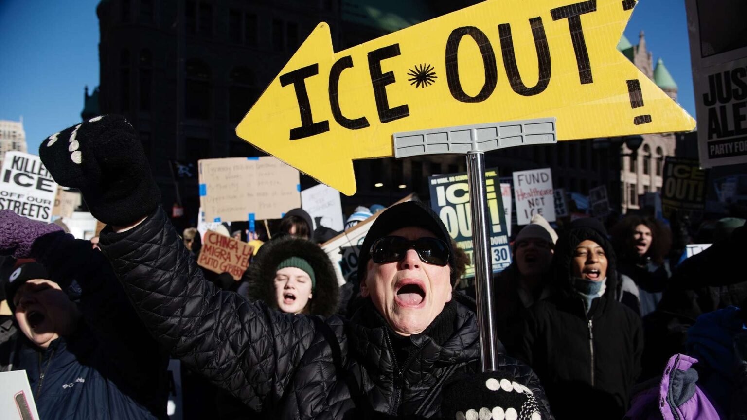 ICE Is Shredding the Bill of Rights. Defending That Isn’t Conservative.