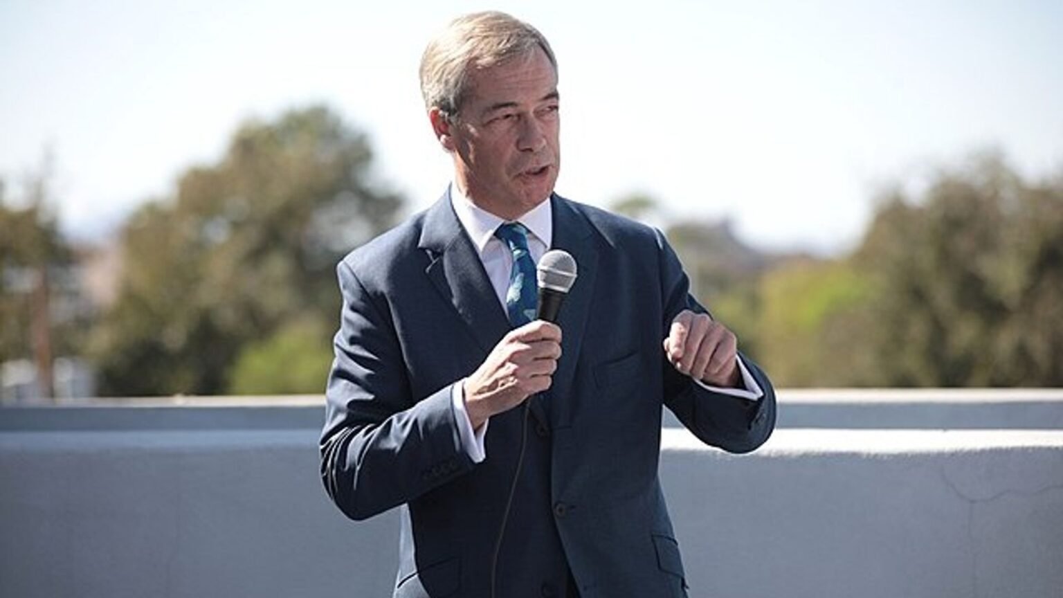 Nigel Farage’s Reform UK lands  million donations from two crypto billionaires in 24 hours