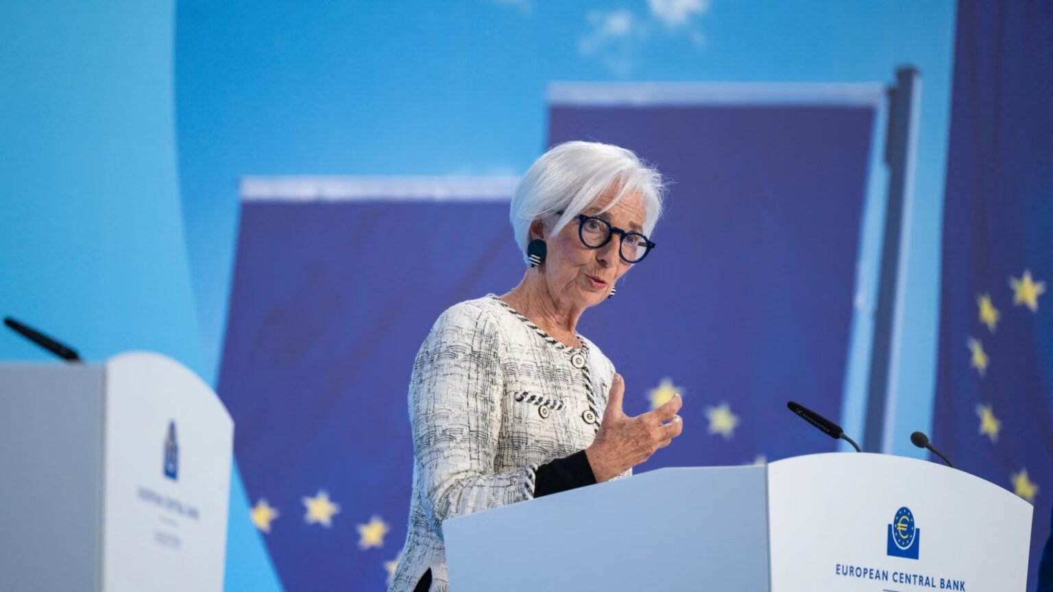 ECB calls on online merchants to join digital euro pilot ahead of 2029 target