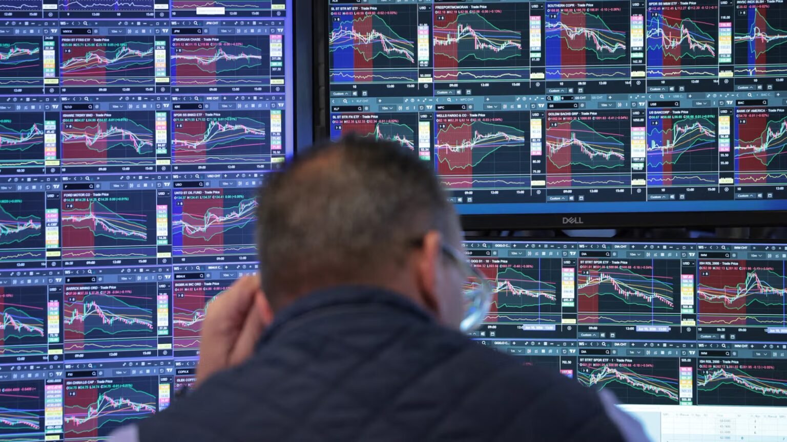 Crypto stocks sink after Senate rejects Clarity Act, Coinbase slides nearly 9%