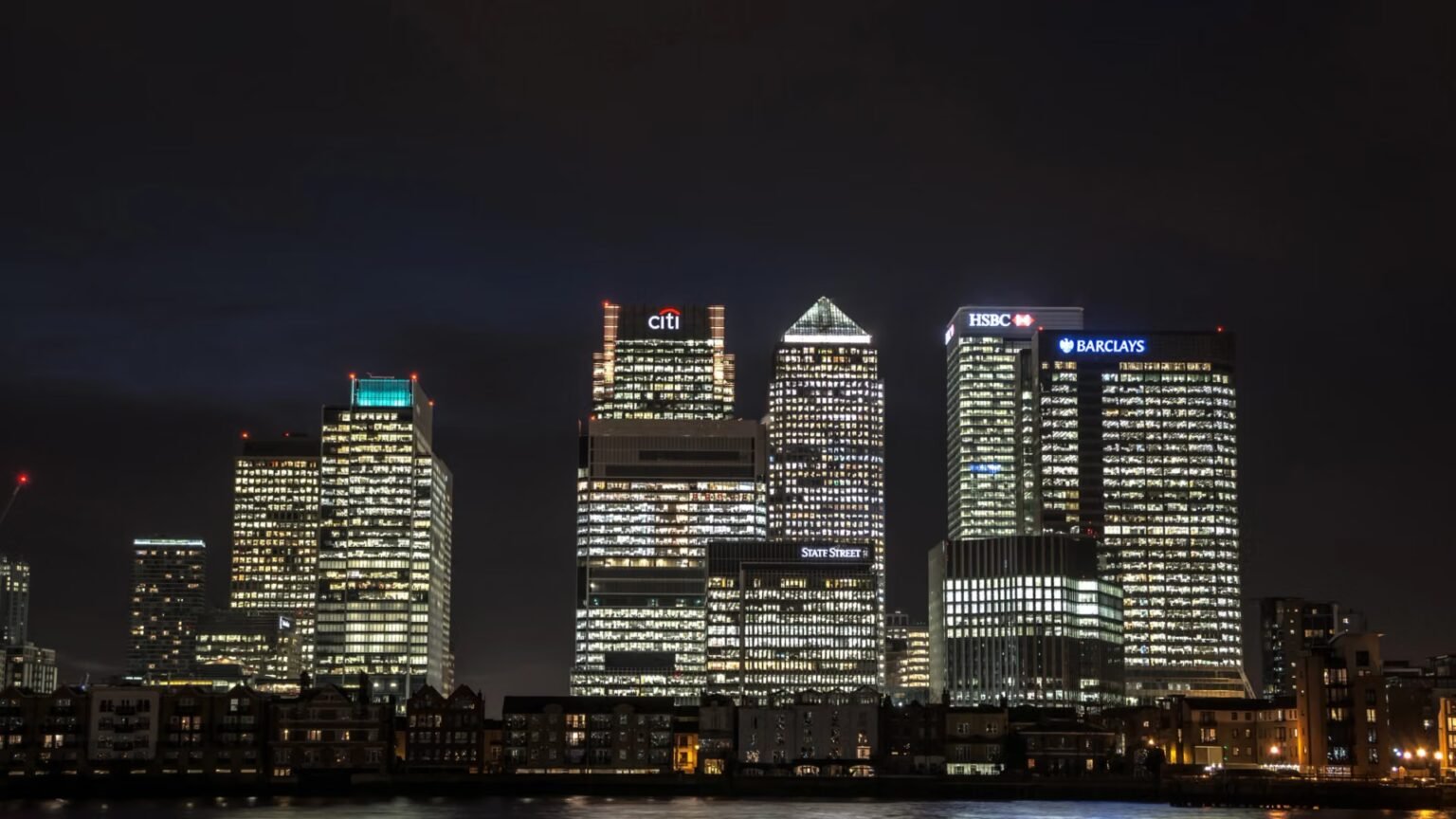 Major UK banks execute world’s first interbank customer transactions using tokenized sterling deposits Major UK banks execute world’s first interbank customer transactions using tokenized sterling deposits