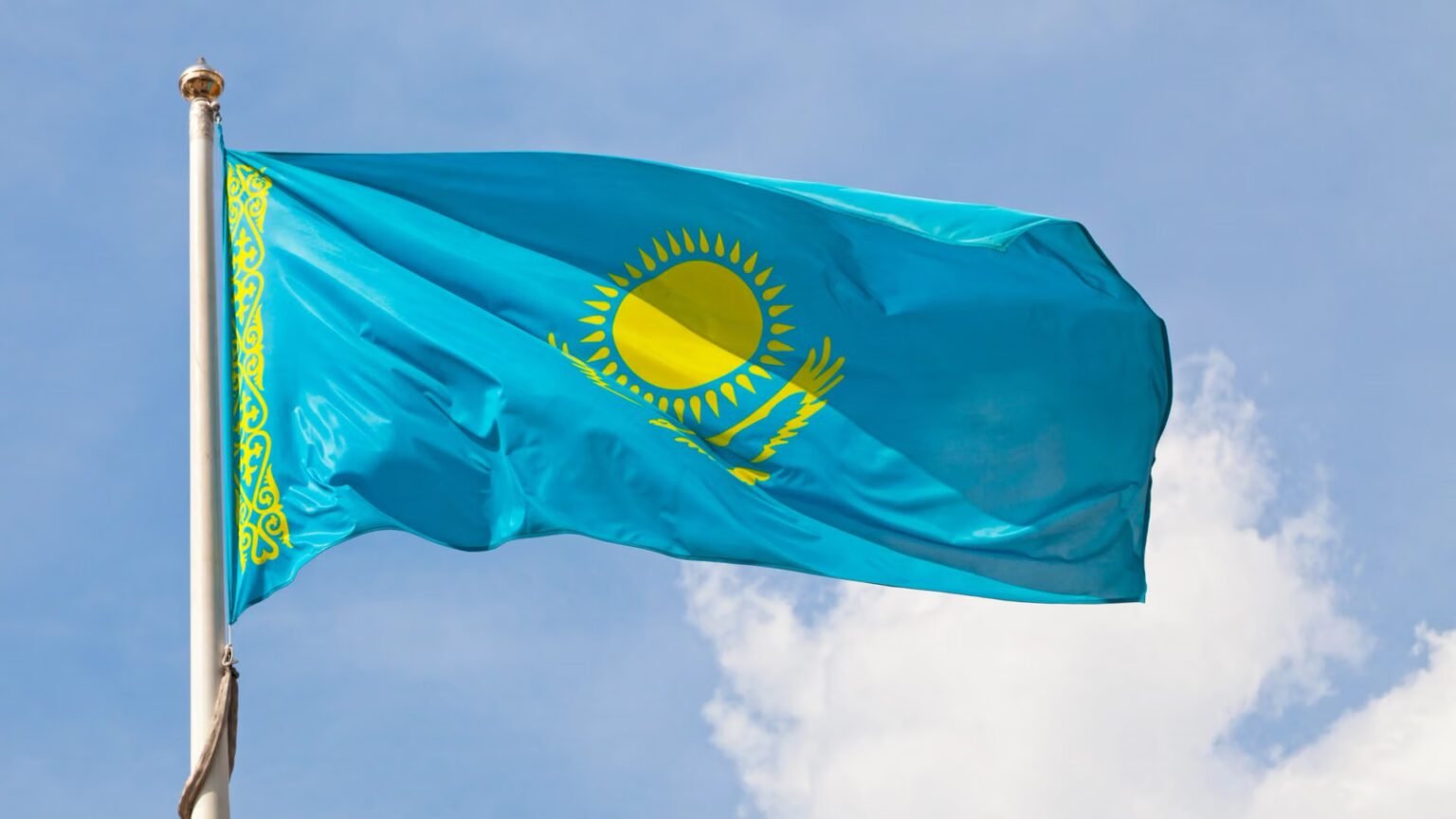 Kazakhstan’s central bank explores stablecoin and tokenization projects with Tether