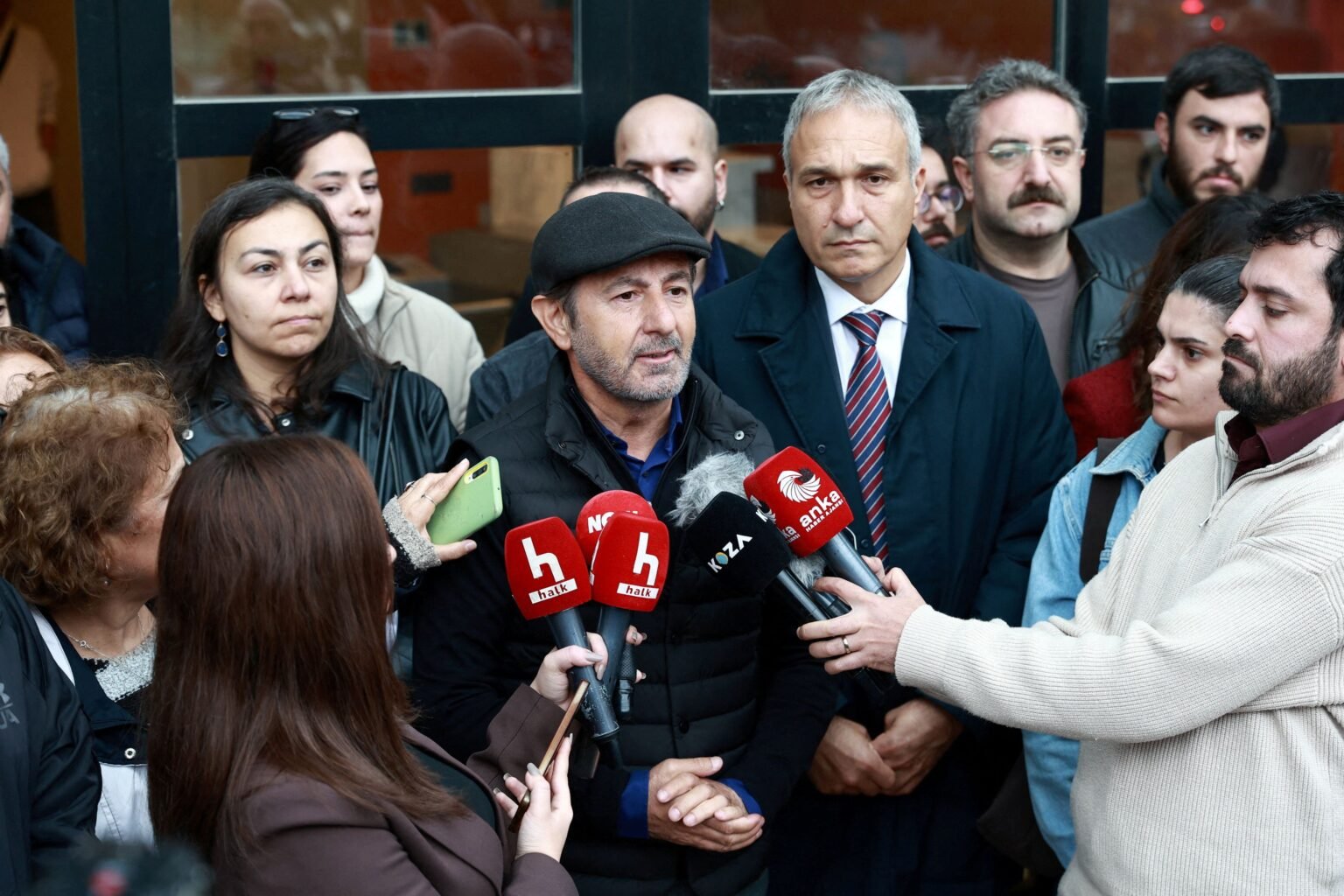 CPJ, partners condemn Turkish authorities for seizing control of pro-opposition Halk TV CPJ, partners condemn Turkish authorities for seizing control of pro-opposition Halk TV