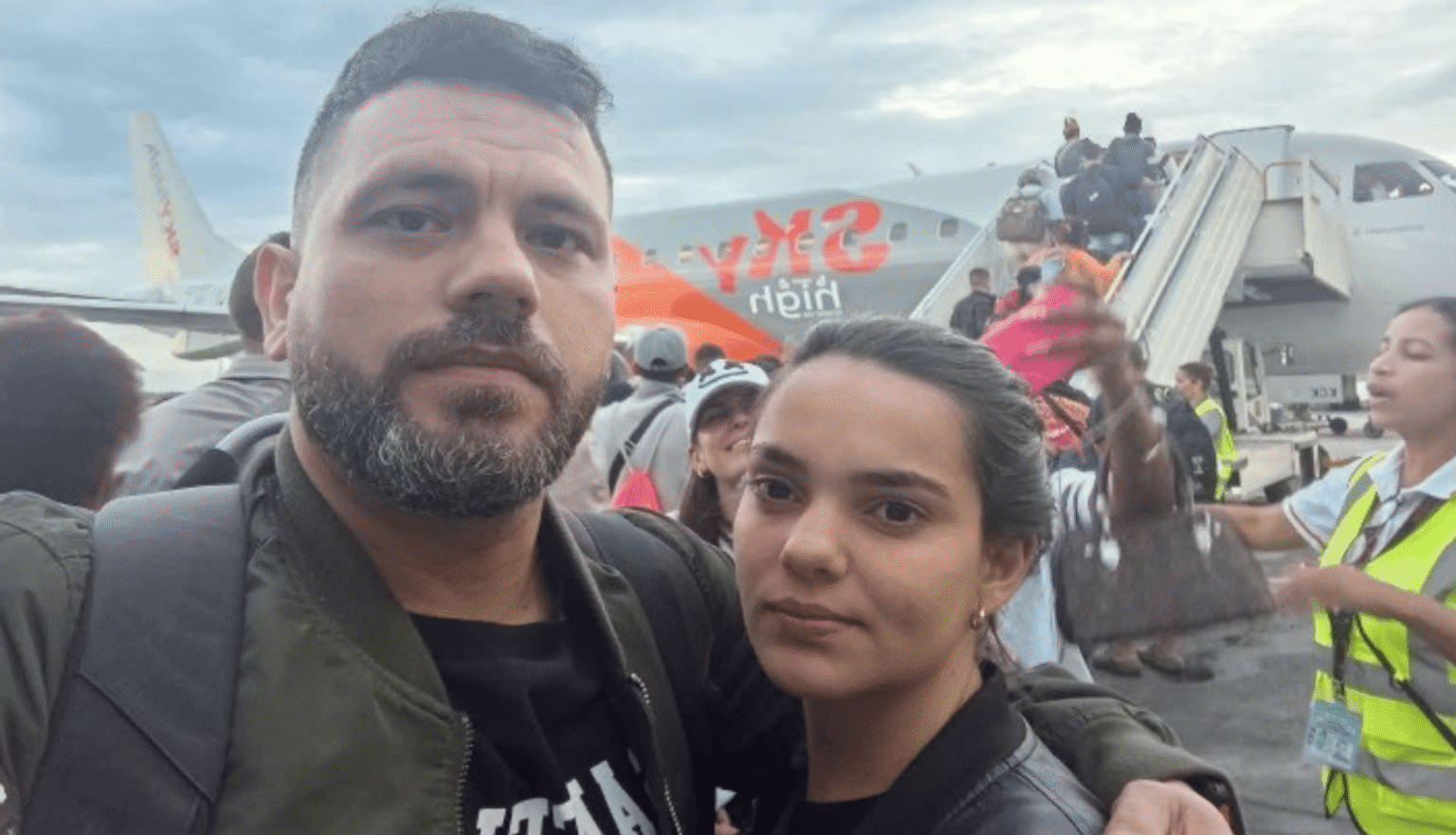 Cuban journalist forced to flee island to Brazil following threats by state agents Cuban journalist forced to flee island to Brazil following threats by state agents